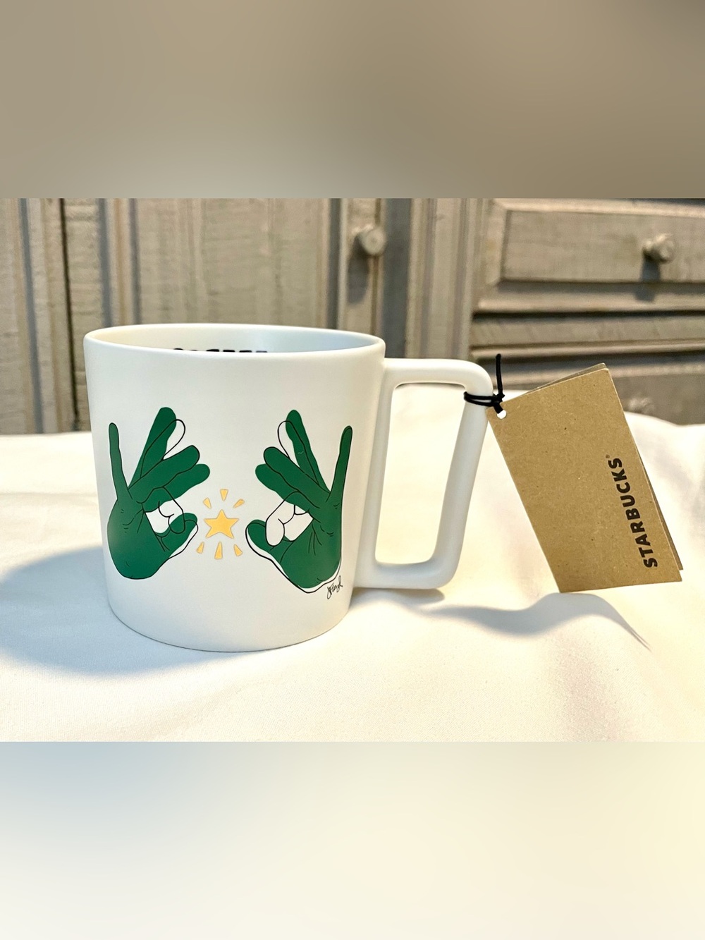 * NEW* 2019 STARBUCKS American Sign Language Mug - Limited EDITION - 12 fl oz